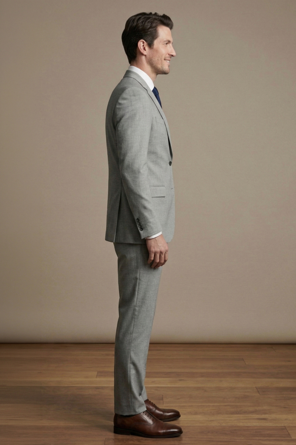 Modern Light Grey Suit for Tall Men – Tailored Slim Executive Fit